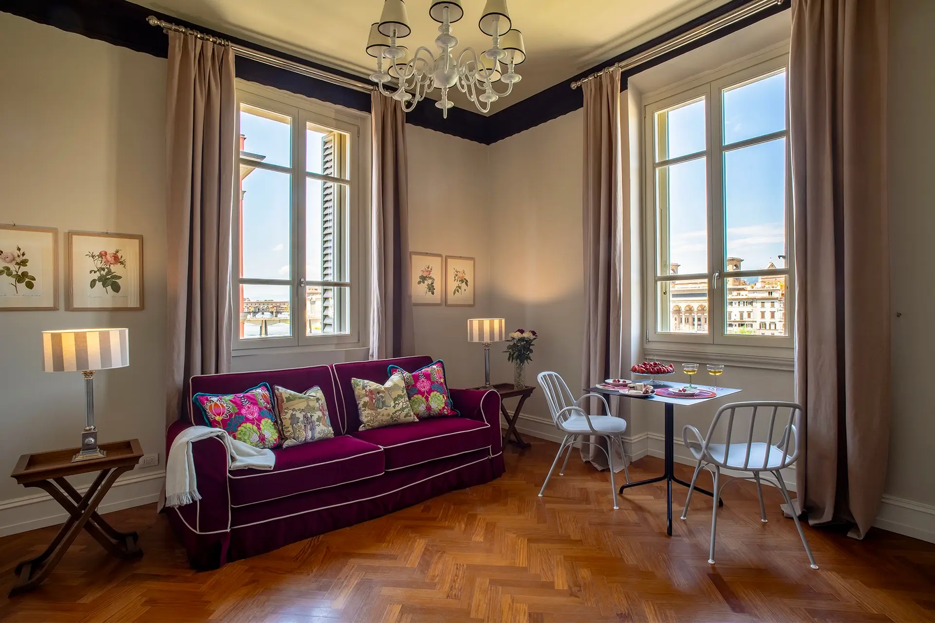 palazzo-serristori-appartamento-superior-con-vista-thumb